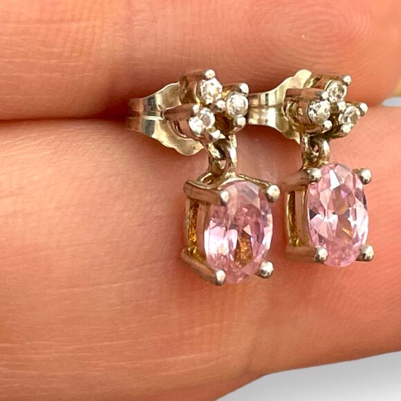 Elegant Pink sapphire stone with three white Topaz stones on 925 Sterling Silver - Picture 2 of 4